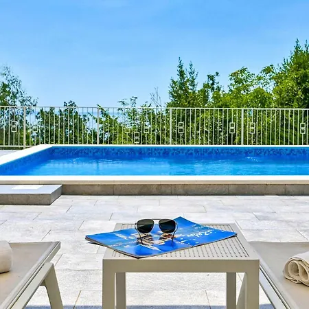 Carmen Holiday home Opatija