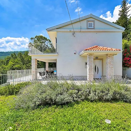 Carmen Holiday home *