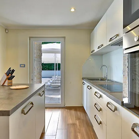 Holiday home Carmen *